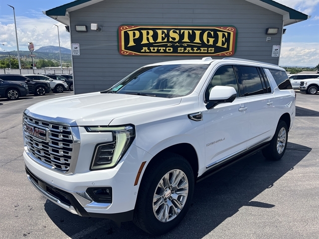 2025 GMC Yukon Denali's photo