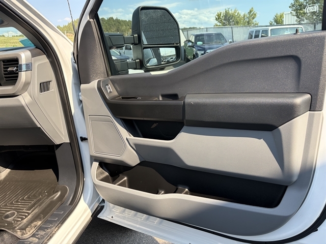 2024 Ford F-250 Super Duty XL - Photo 43