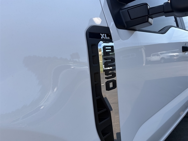 2024 Ford F-250 Super Duty XL - Photo 53
