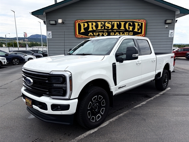 2026 Ford F-350 Platinum 4x4 Crew Cab 160 in SRW's photo