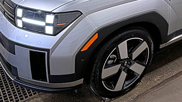 2025 Hyundai Santa Fe Limited 2.5 AWD's photo