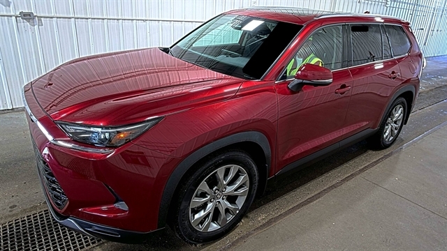 2024 Toyota Grand Highlander Limited AWD's photo
