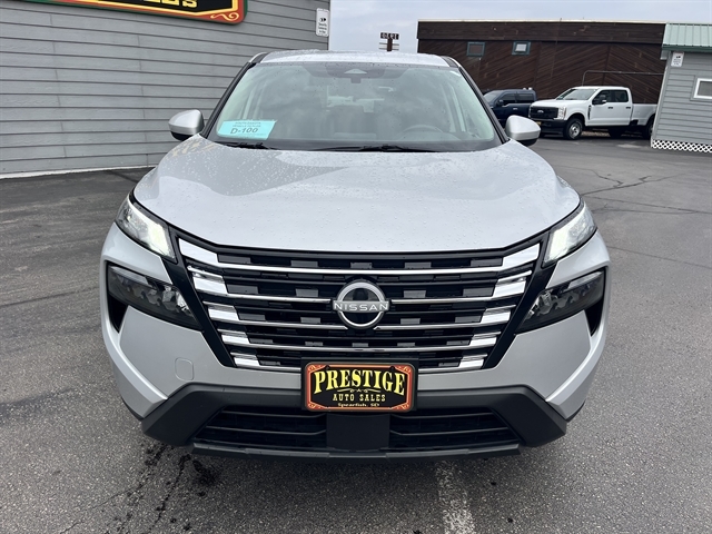 2025 Nissan Rogue SV - Photo 3