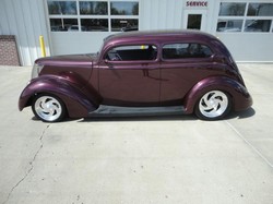 1937 FORD Slant Back Sedan