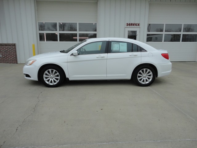 2012 Chrysler 200
