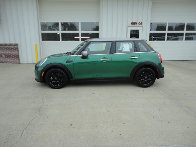 2024 MINI Hardtop 4 Door