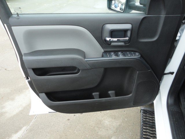 2019 Chevrolet Silverado 2500HD Work Truck photo 3