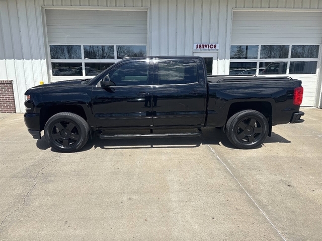 2017 Chevrolet Silverado 1500 LTZ Z71 4X4 Crew Cab Short Box's photo