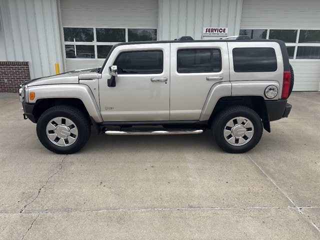 2009 Hummer H3's photo