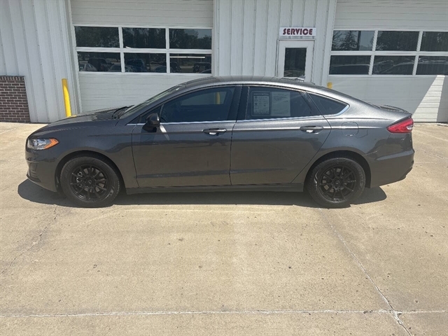 2020 Ford Fusion S FWD's photo