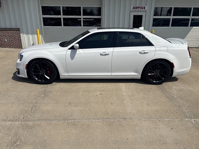 2023 Chrysler 300