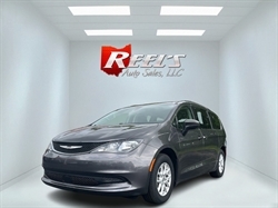2021 CHRYSLER VOYAGER