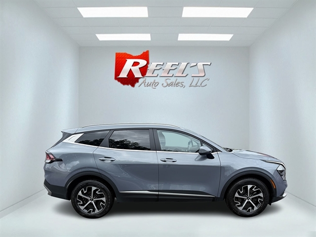 2023 Kia Sportage EX photo 2
