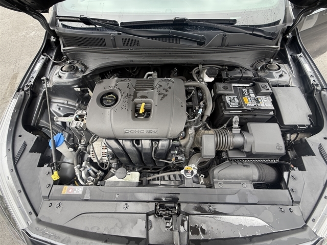 2023 Kia Forte GT-Line photo 15