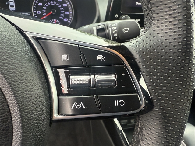 2023 Kia Forte GT-Line photo 24