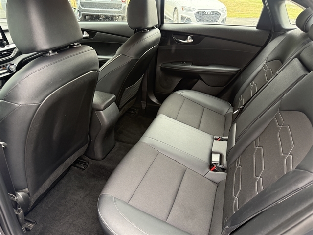 2023 Kia Forte GT-Line photo 36