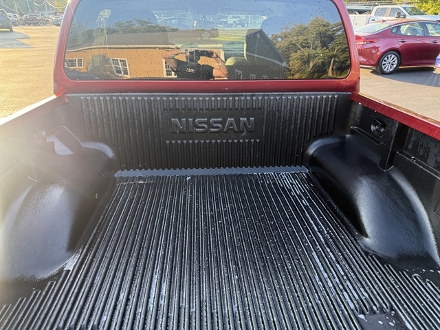 2015 Nissan Frontier S Crew Cab photo 32