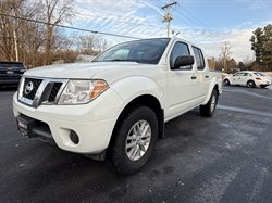 2017 NISSAN FRONTIER