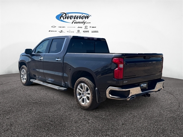 2022 Chevrolet Silverado 1500 LTZ - Photo 2
