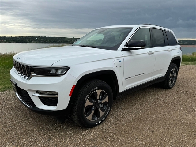 Used 2022 Jeep Grand Cherokee 4xe with VIN 1C4RJYB6XN8760305 for sale in Fuquay Varina, NC