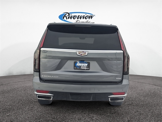 2022 Cadillac Escalade ESV Premium Luxury photo 3