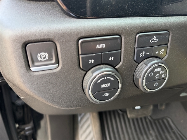 2023 Chevrolet Silverado 1500 RST - Photo 24