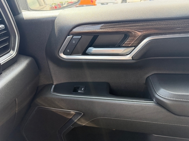 2023 Chevrolet Silverado 1500 RST - Photo 26