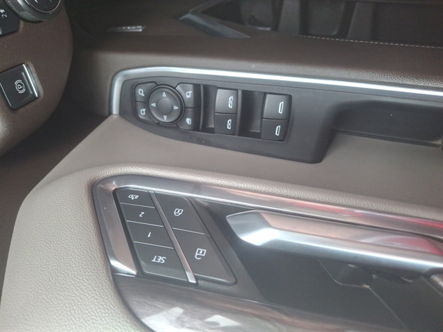 2022 Chevrolet Silverado 1500 LTZ photo 17