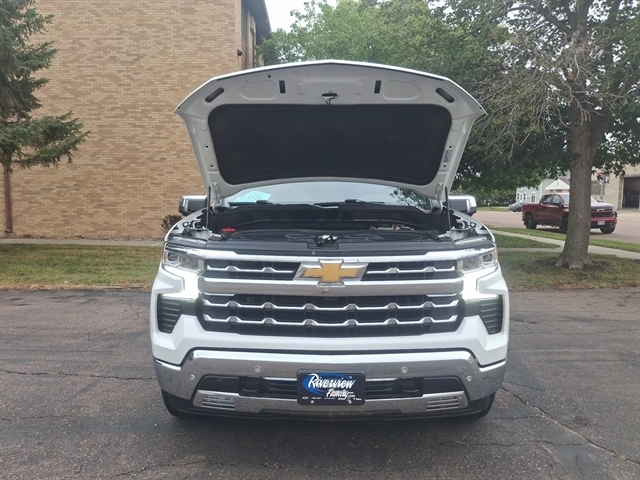 2022 Chevrolet Silverado 1500 LTZ photo 28