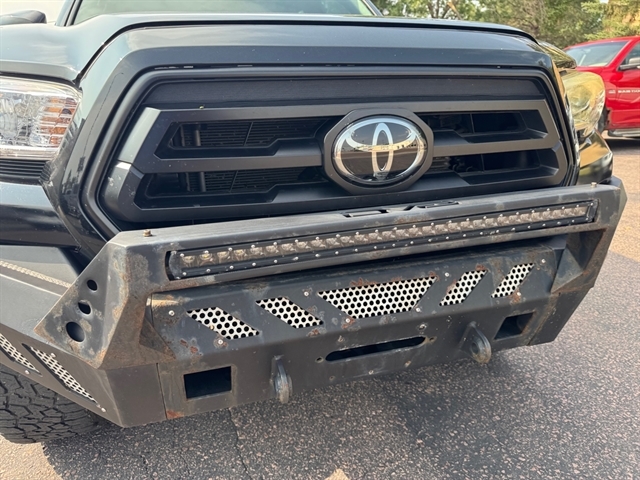 2020 Toyota Tacoma 4x4 TRD photo 16