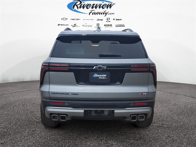 2025 Chevrolet Traverse Z71 photo 4