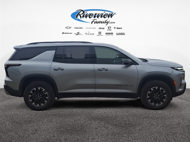 2025 Chevrolet Traverse Z71 photo 6