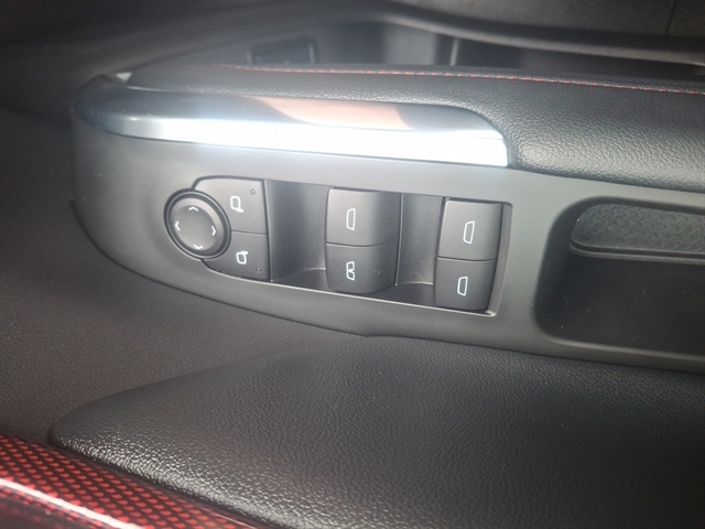 2025 Chevrolet Traverse Z71 photo 16