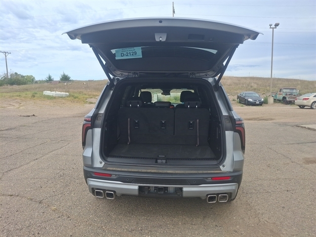 2025 Chevrolet Traverse Z71 photo 25