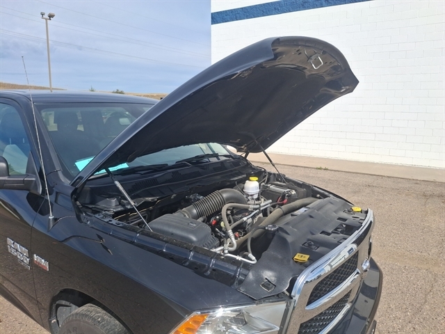 2022 Ram 1500 SLT photo 28