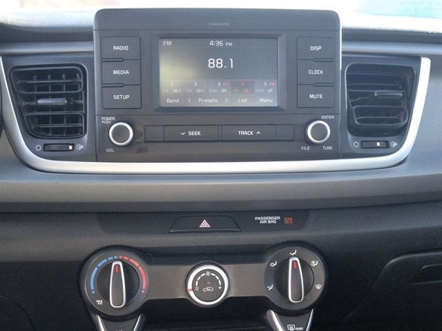 2018 Kia Rio LX photo 18