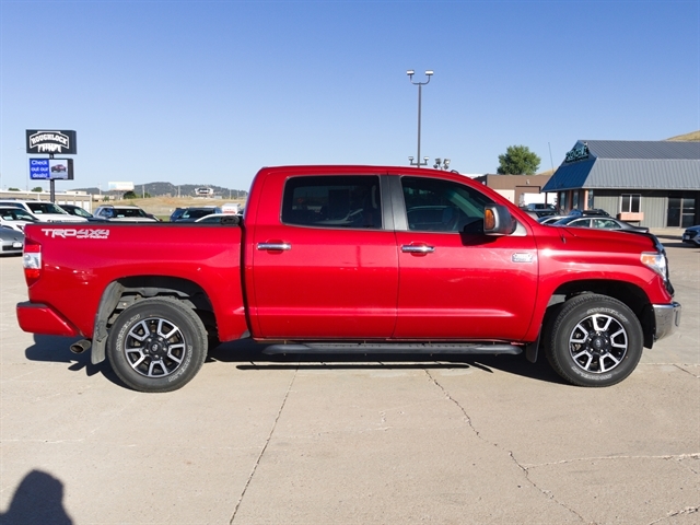 2017 Toyota Tundra 1794 Edition photo 4