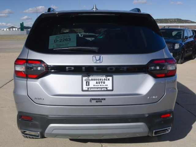 2025 Honda Pilot Elite photo 2