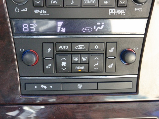 2009 Cadillac Escalade ESV Base - Photo 23