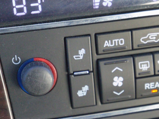 2009 Cadillac Escalade ESV Base - Photo 24