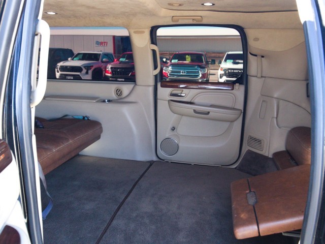 2009 Cadillac Escalade ESV Base - Photo 27