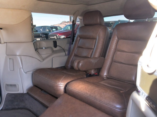 2009 Cadillac Escalade ESV Base - Photo 29