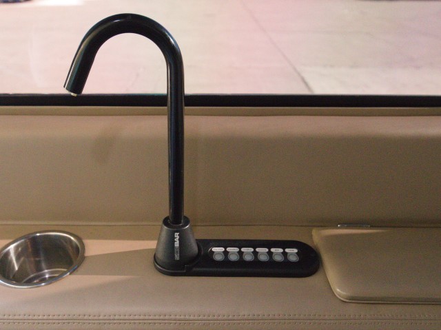 2009 Cadillac Escalade ESV Base - Photo 31
