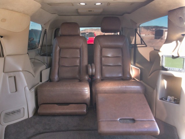 2009 Cadillac Escalade ESV Base - Photo 33