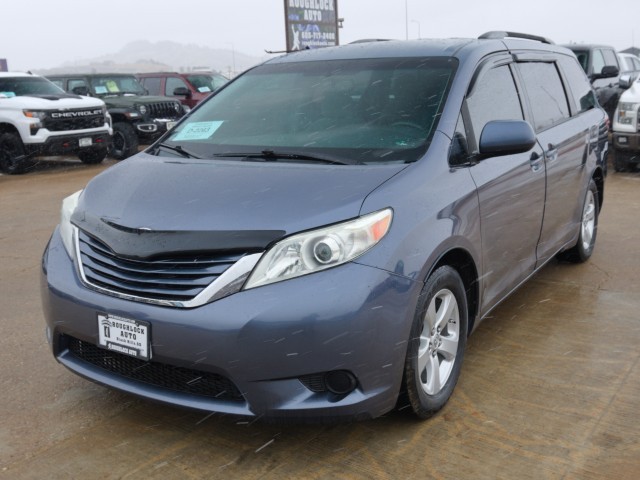 2015 Toyota Sienna LE