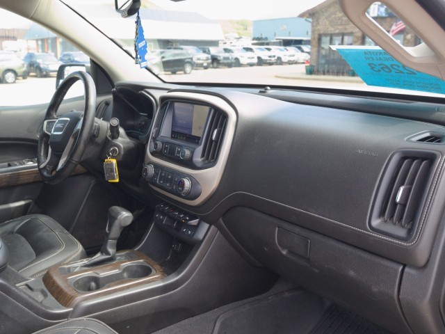 2019 GMC Canyon 4WD Denali Crew Cab Short Box's photo