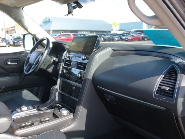 2024 INFINITI QX80 Luxe 4WD's photo