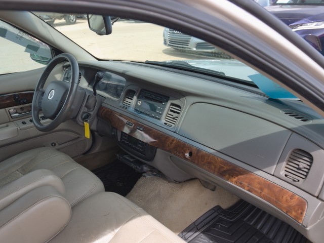 2007 Mercury Grand Marquis LS's photo