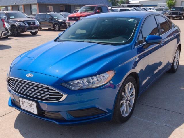 2017 Ford Fusion SE FWD's photo
