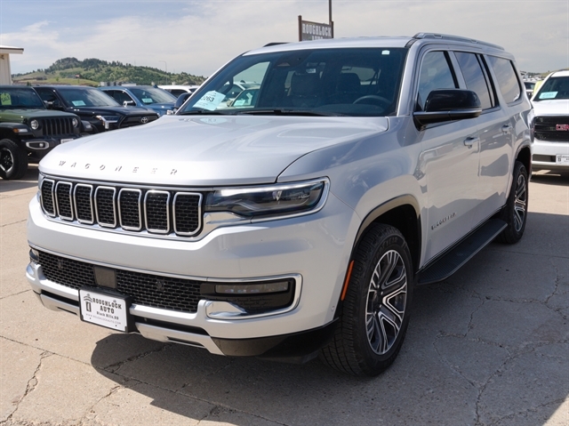 2024 Jeep Wagoneer L Series II 4WD's photo